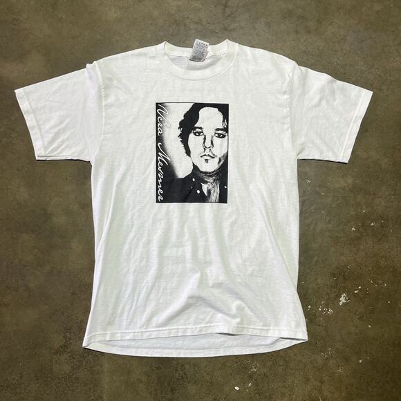 Vintage Y2k Vera Mesmer White Logo Band Music T-Shirt - Picture 1 of 3